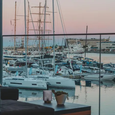 Yacht Park Mit Panoramablick Auf Den Yachthafen In Gdynia- Polen By Interhome شقة