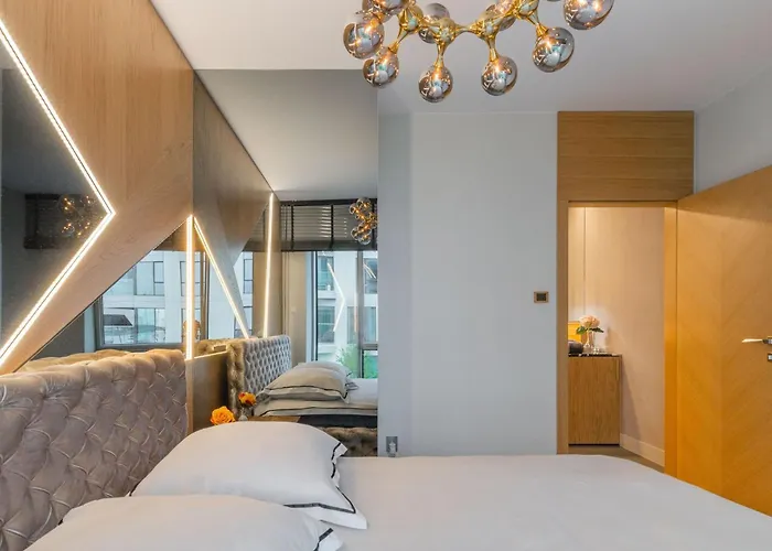 Yacht Park Mit Panoramablick Auf Den Yachthafen In Gdynia- Polen By Interhome *