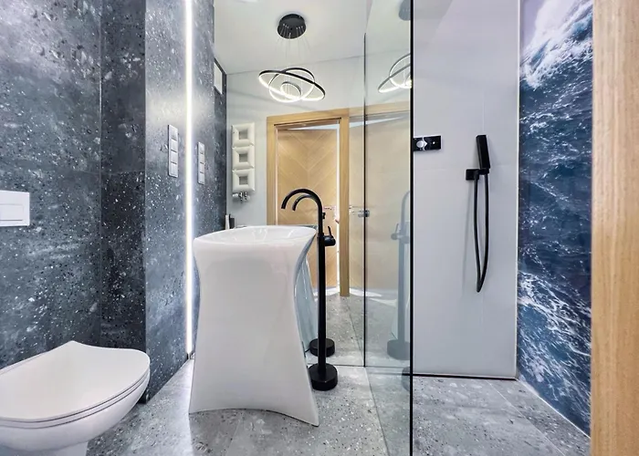 Yacht Park Mit Panoramablick Auf Den Yachthafen In Gdynia- Polen By Interhome Apartment Gdynia