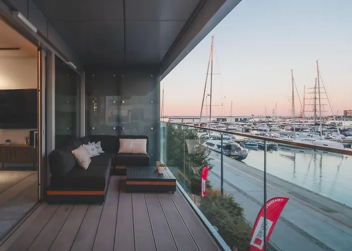 Apartment Yacht Park Mit Panoramablick Auf Den Yachthafen In Gdynia- Polen By Interhome Gdynia
