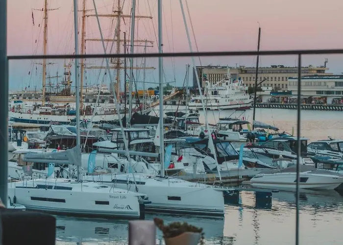 Yacht Park Mit Panoramablick Auf Den Yachthafen In Gdynia- Polen By Interhome Apartment